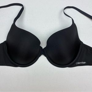 NWOT CK BLK Lightly Lined Plunge, 36B. *P1017